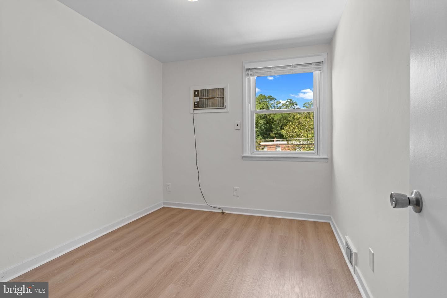 8614 Agusta Street photo 17