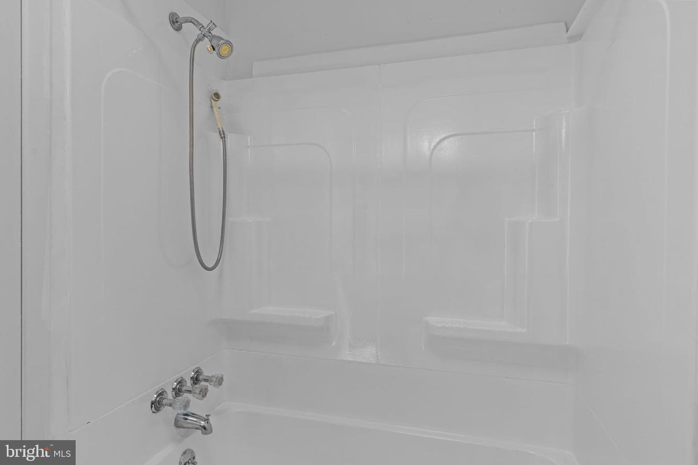 8614 Agusta Street photo 21