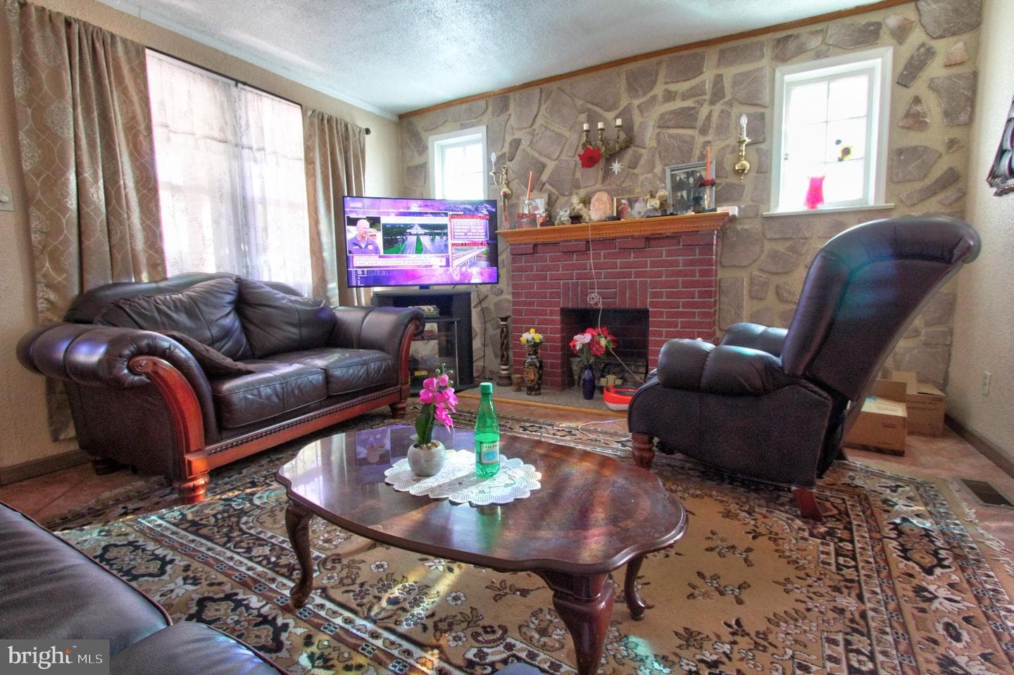 1336 Longshore Avenue photo 8