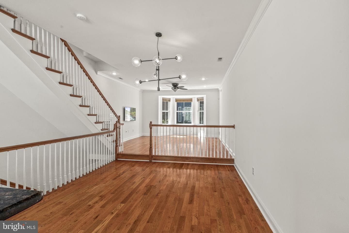 1011 S Dorrance Street photo 7