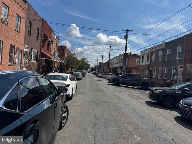 1738 Wolf Street photo 2