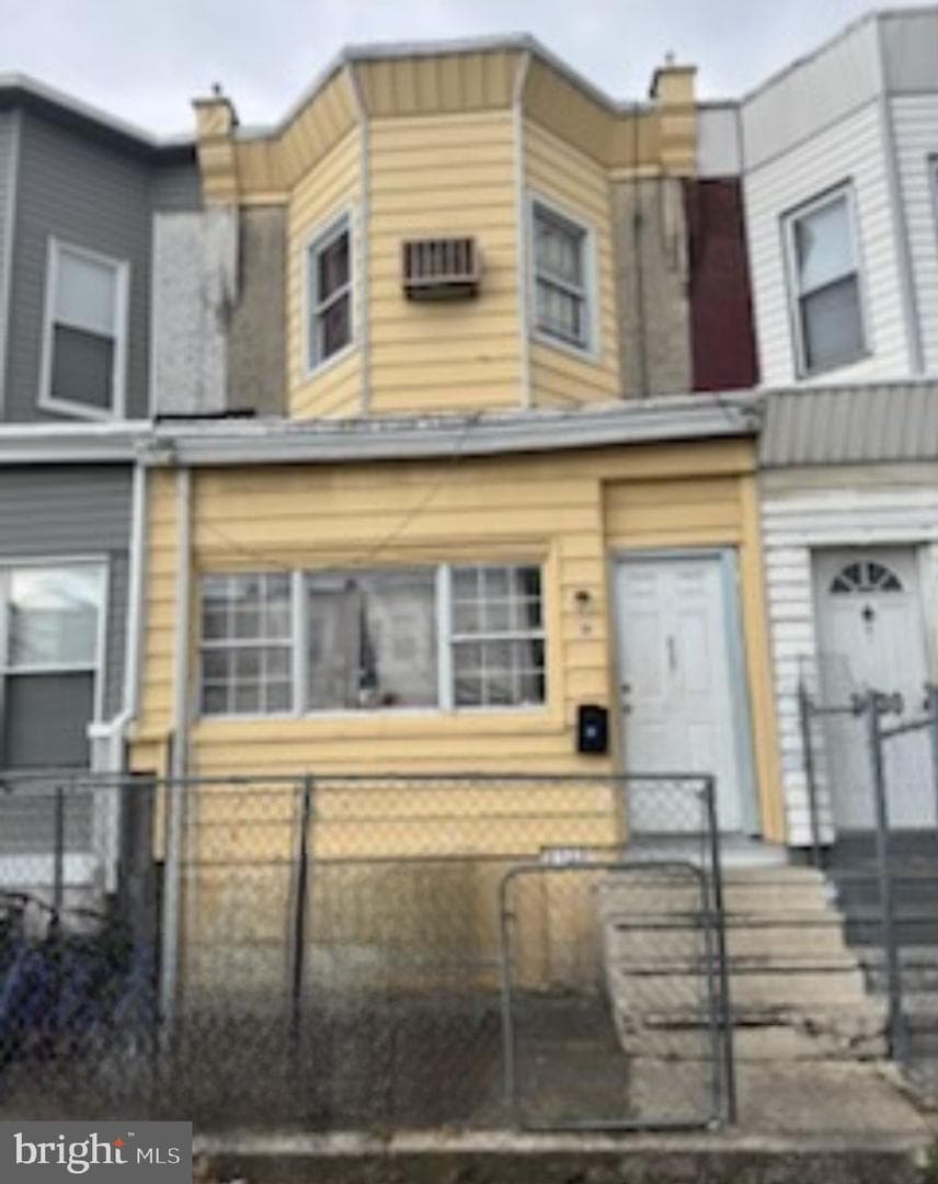 2032 S 66th Street