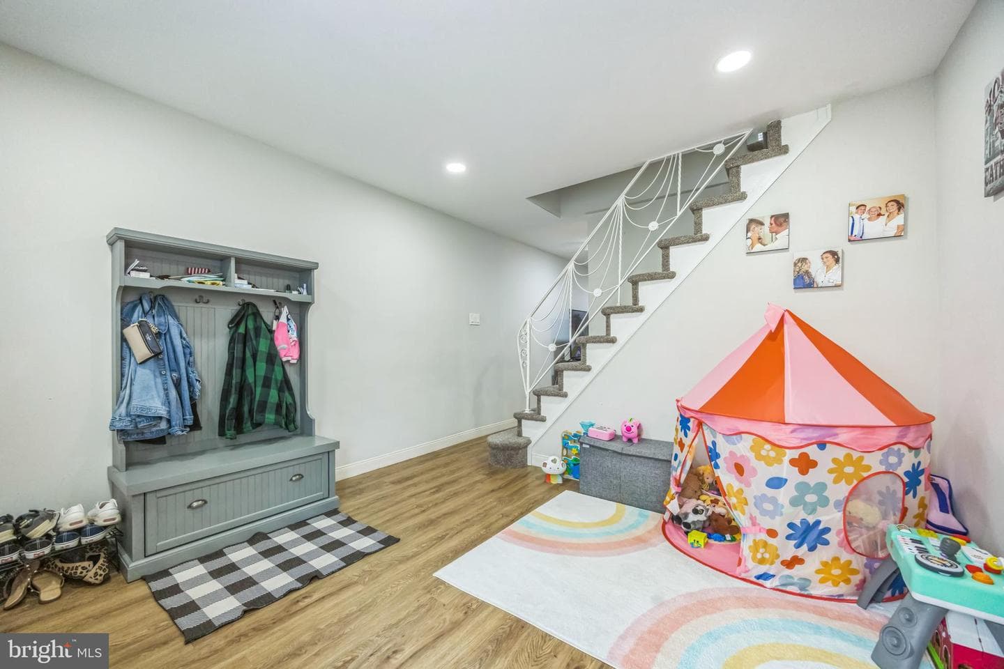 4702 Almond Street photo 3
