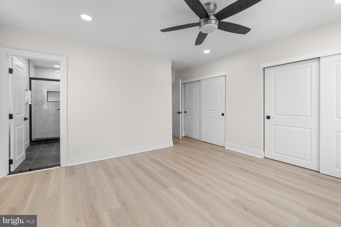 1051 E Vernon Road photo 15