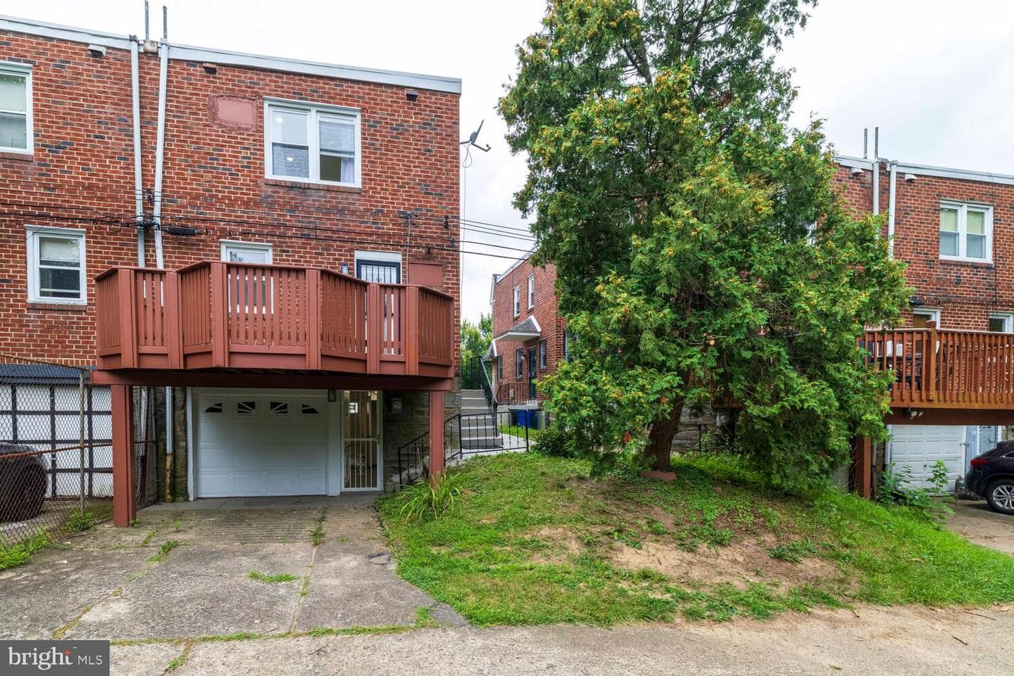 1051 E Vernon Road photo 30