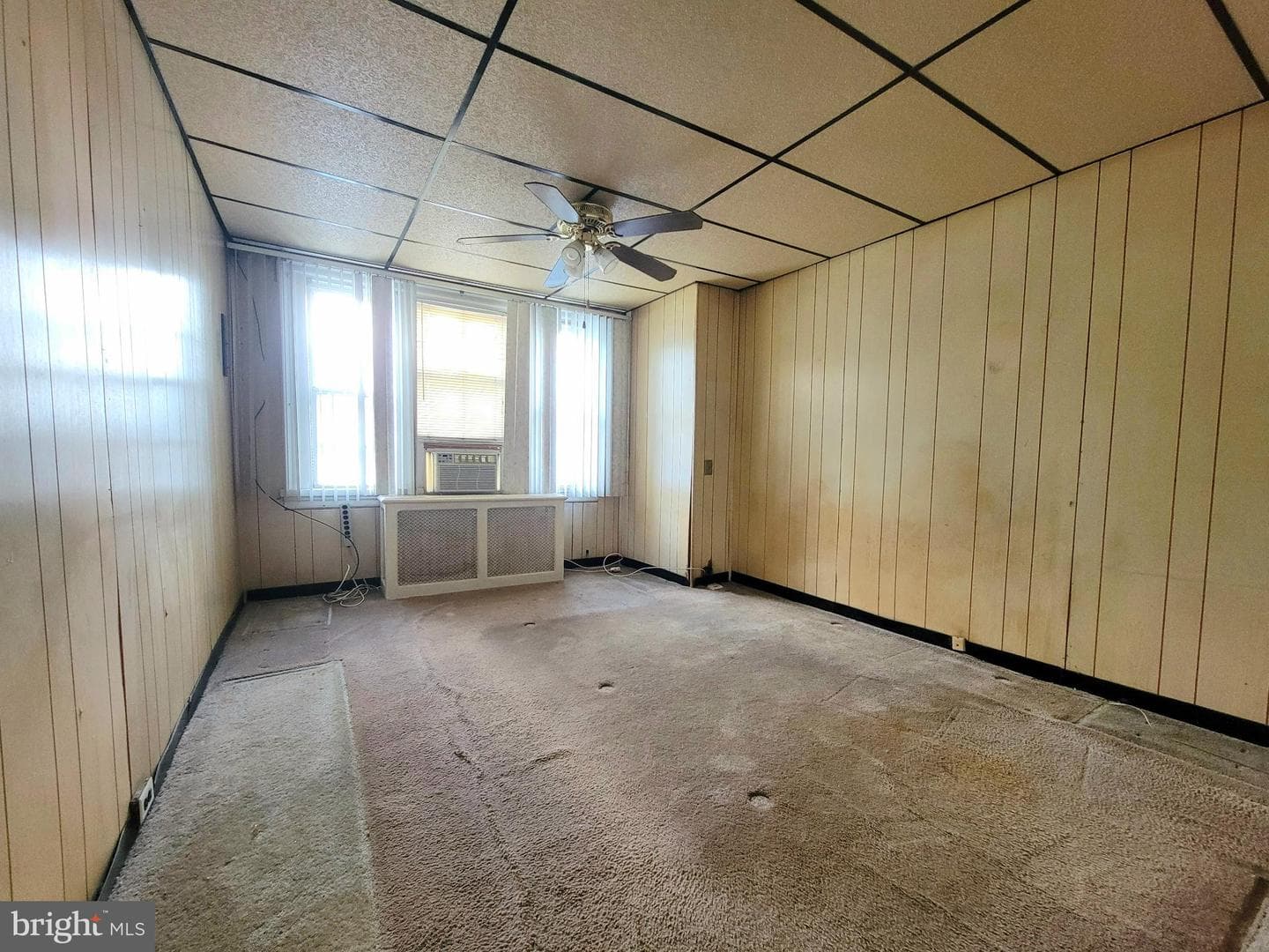 5447 Beaumont Avenue photo 24