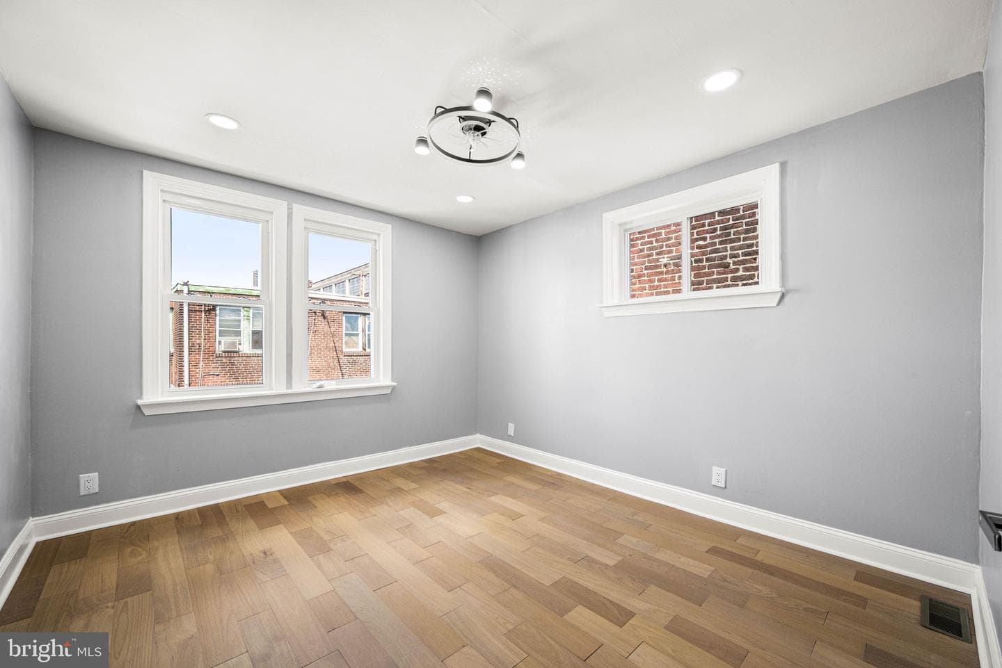 3203 W Allegheny Avenue photo 19