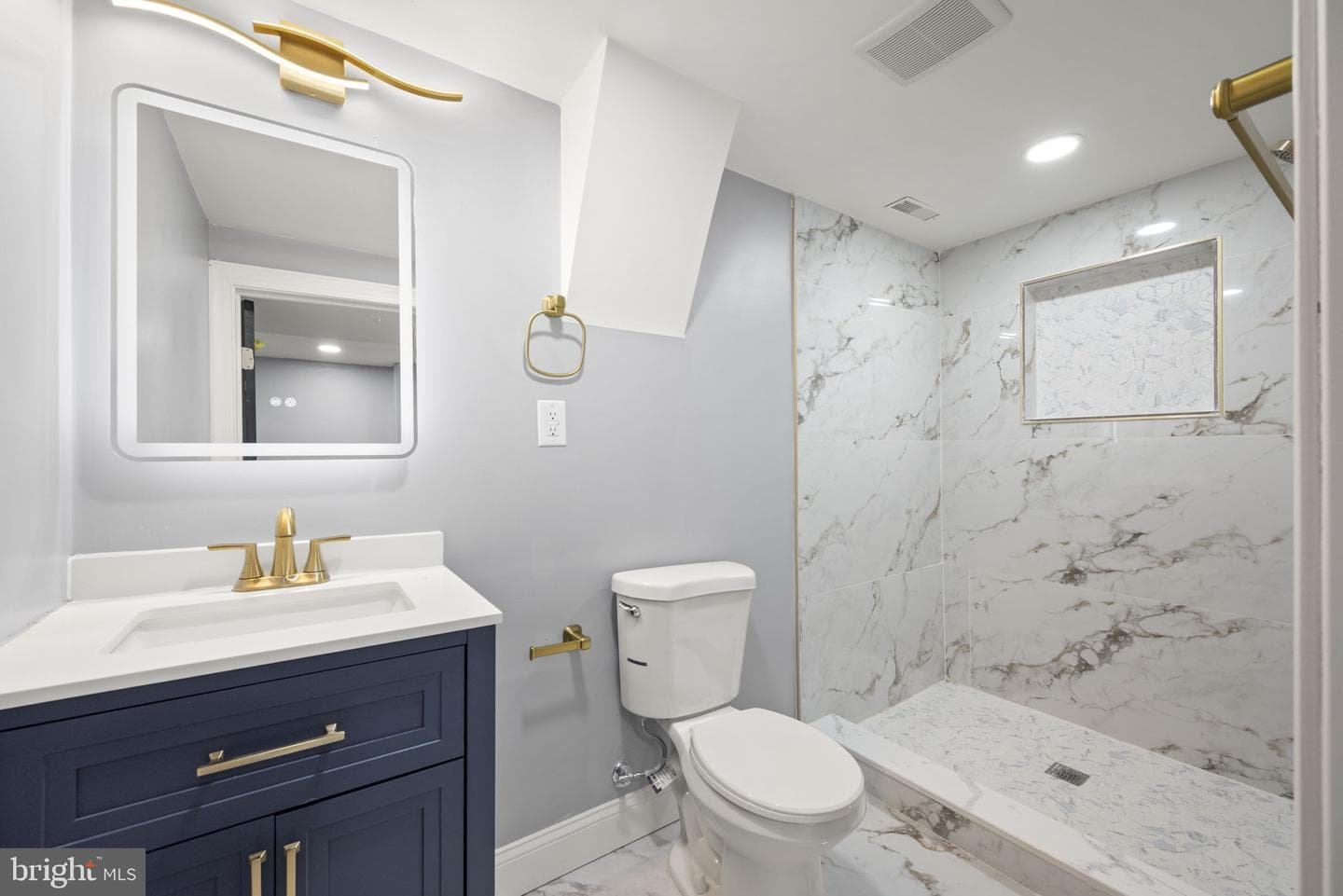 3203 W Allegheny Avenue photo 28