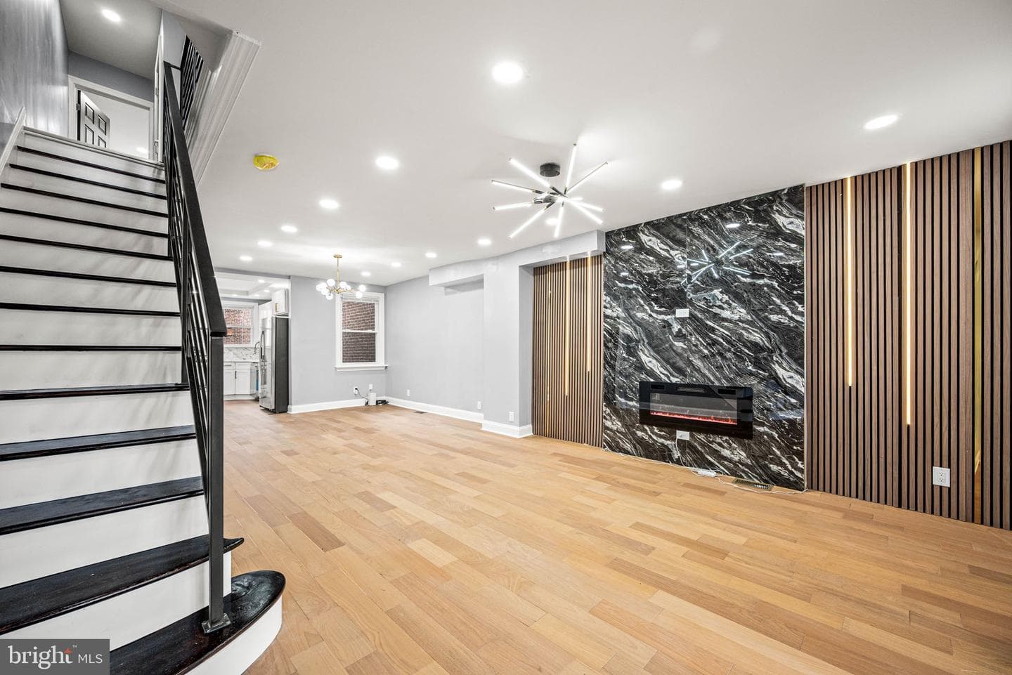 3203 W Allegheny Avenue photo 6