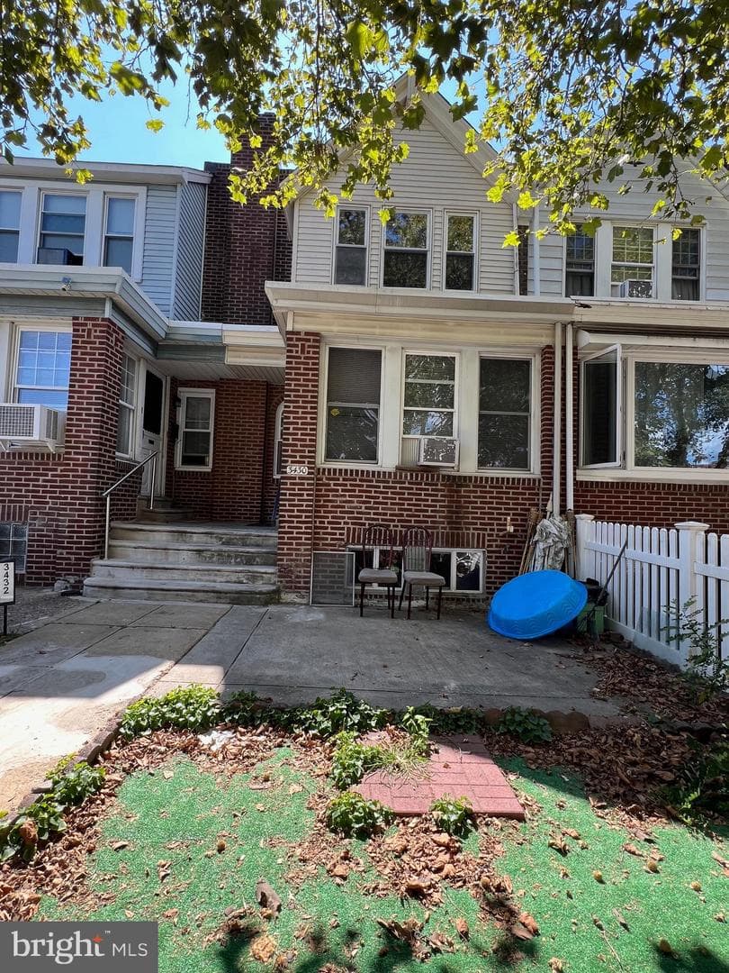 3430 Friendship Street photo 2