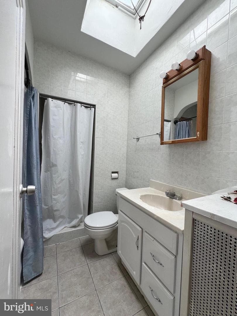 3430 Friendship Street photo 9