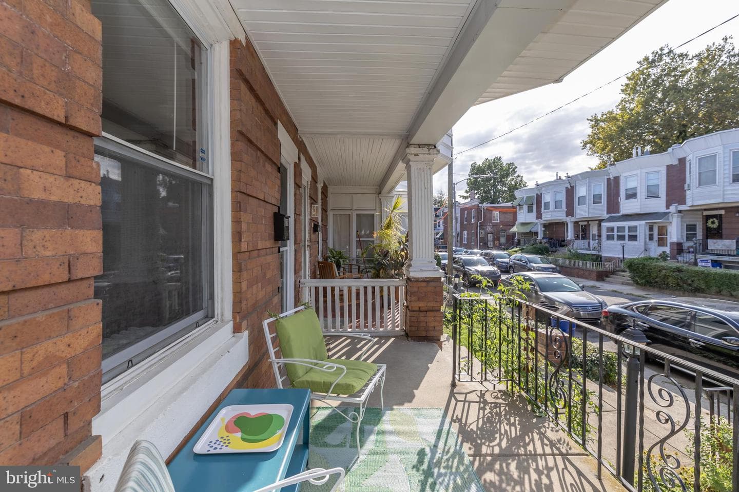 126 W Pomona Street photo 3