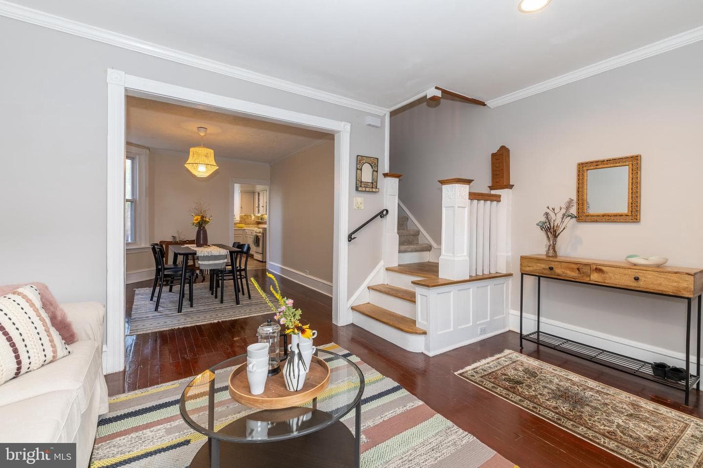 126 W Pomona Street photo 5