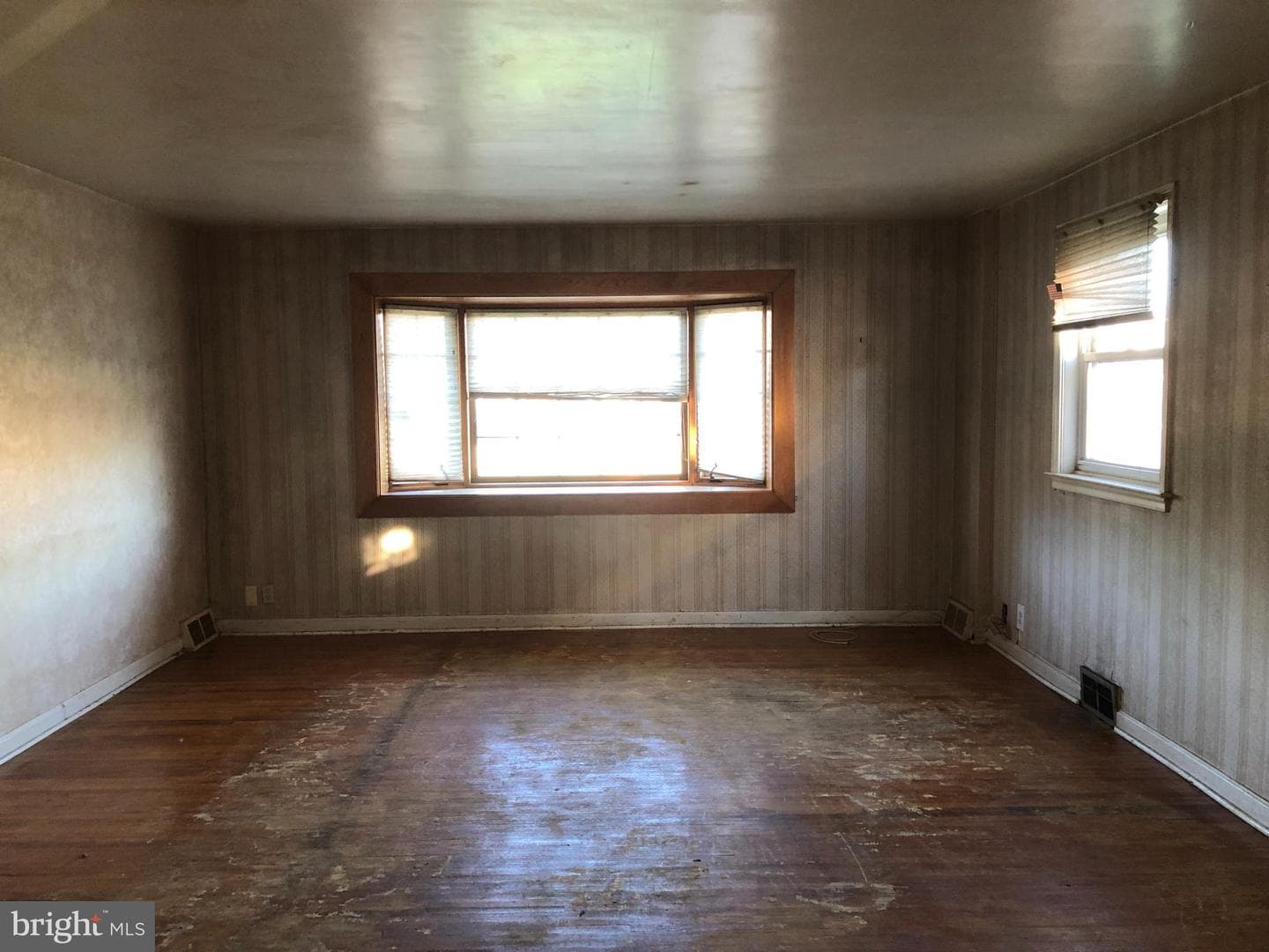 2812 Guilford Street photo 3