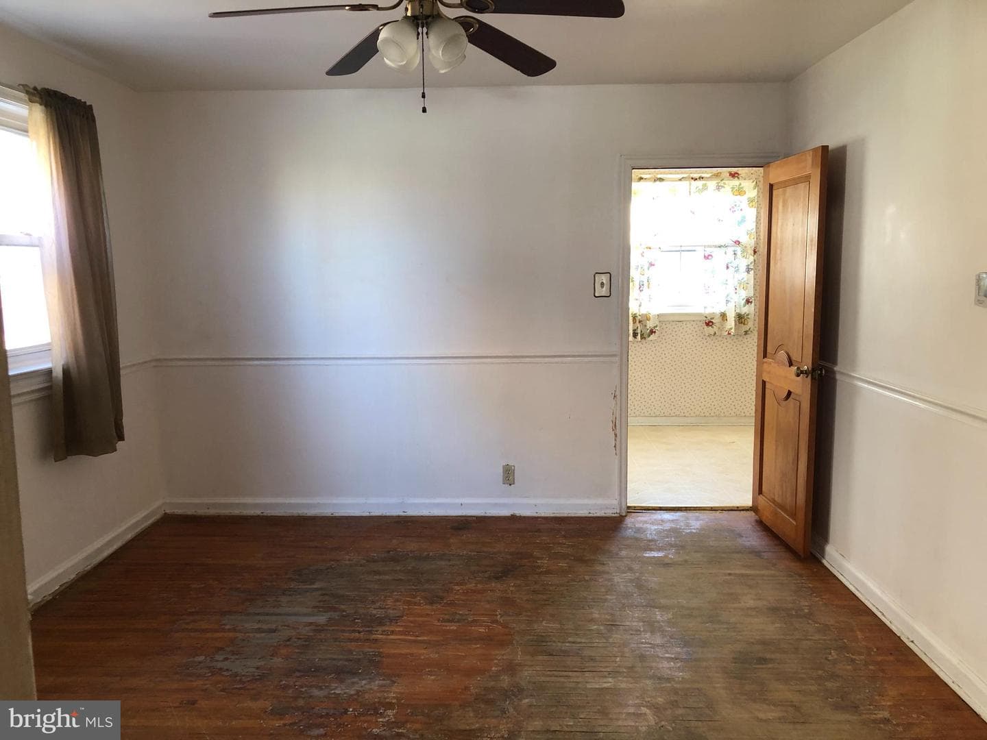 2812 Guilford Street photo 4