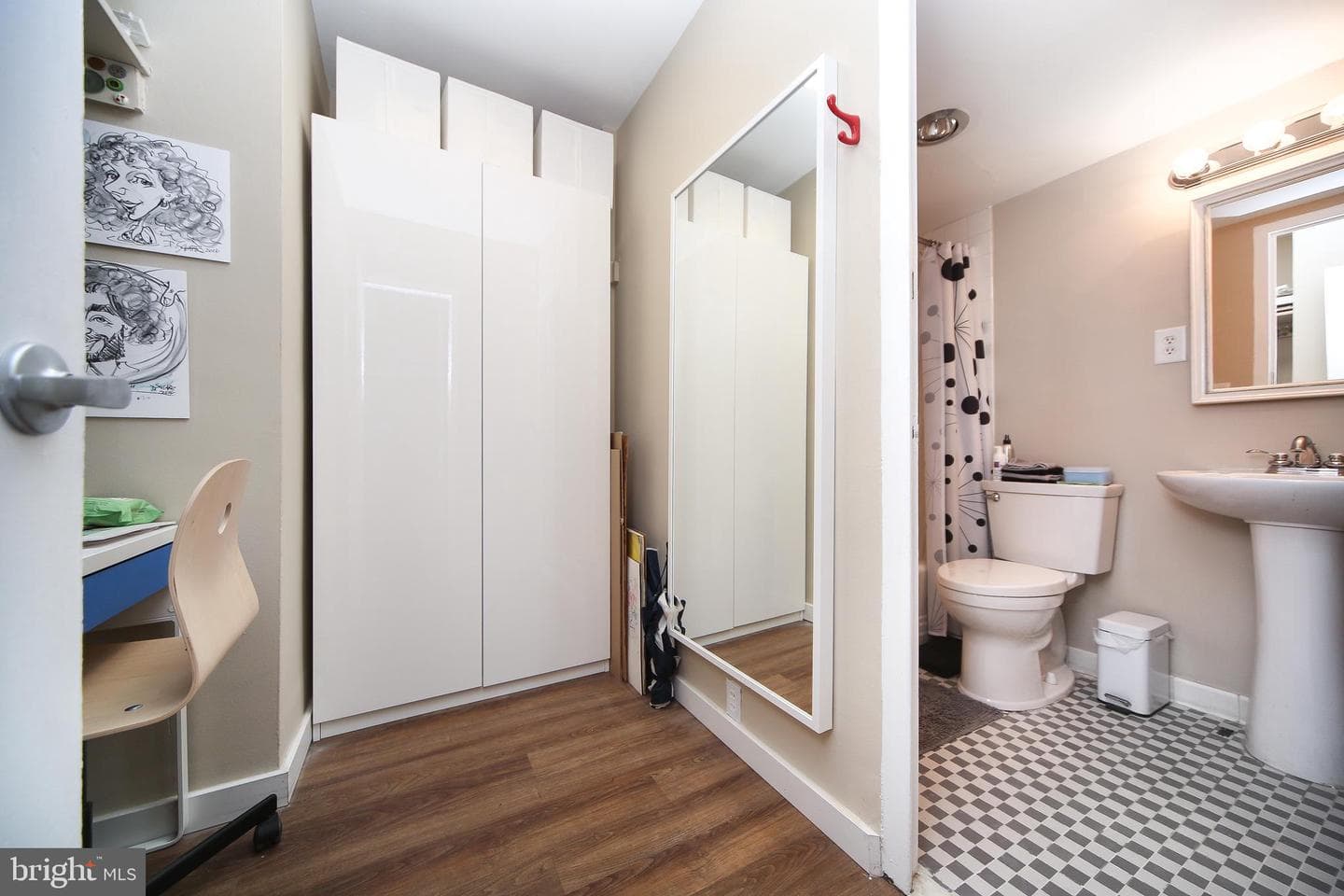210 Locust Street #21e photo 17