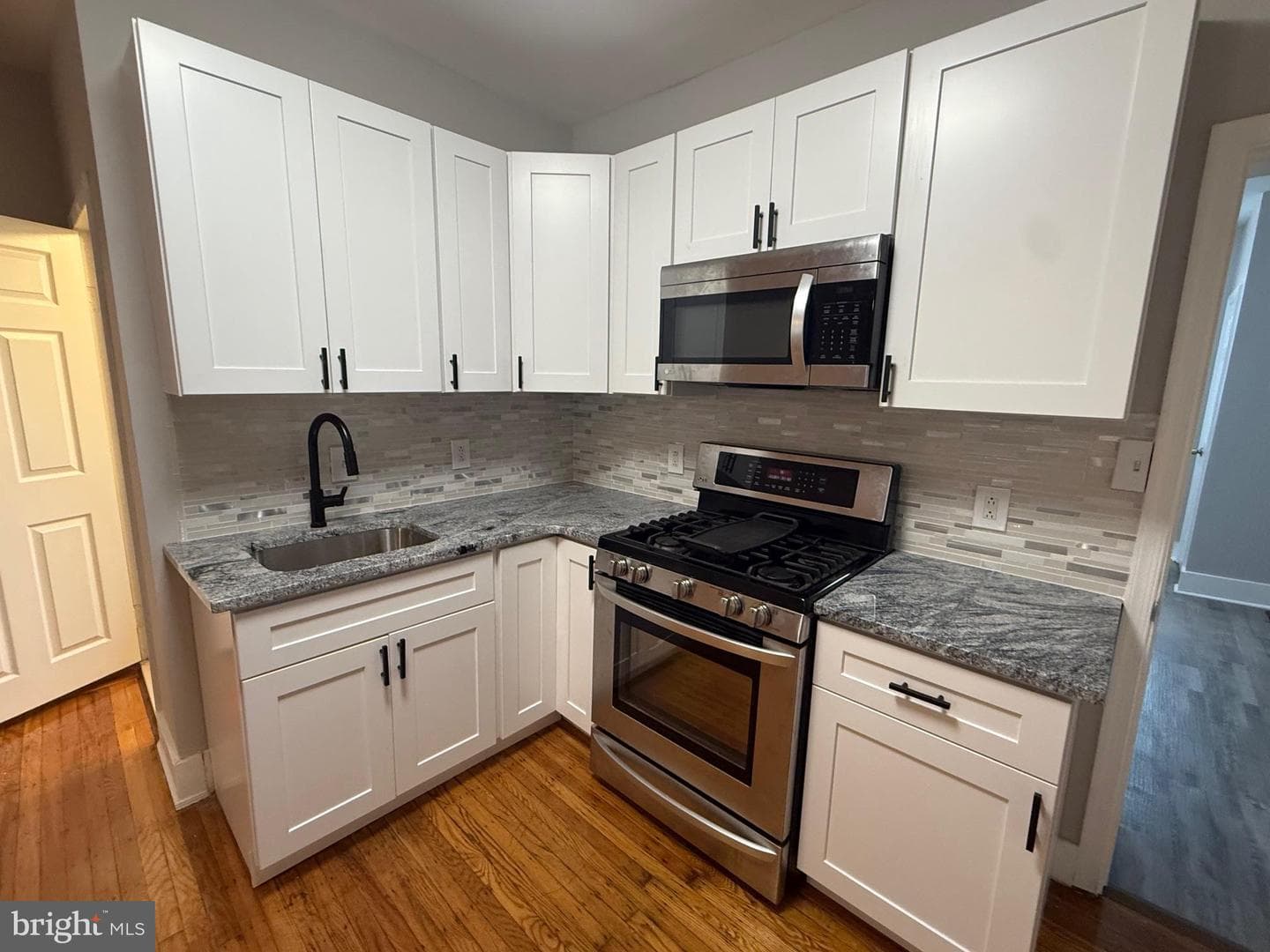 1439 W Olney Avenue photo 6