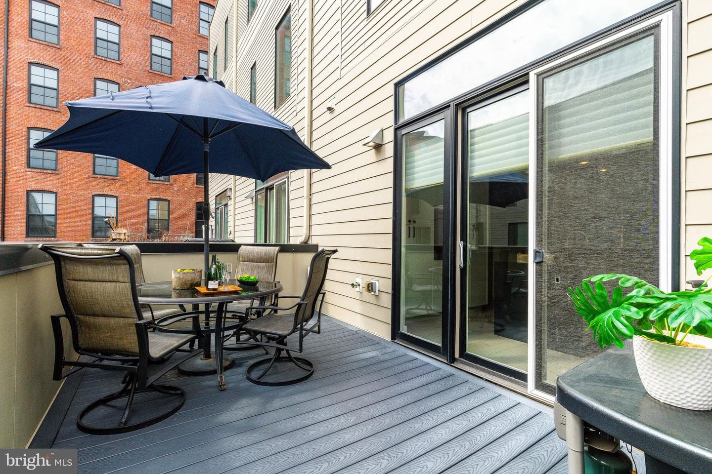 422 Fairmount Avenue photo 11