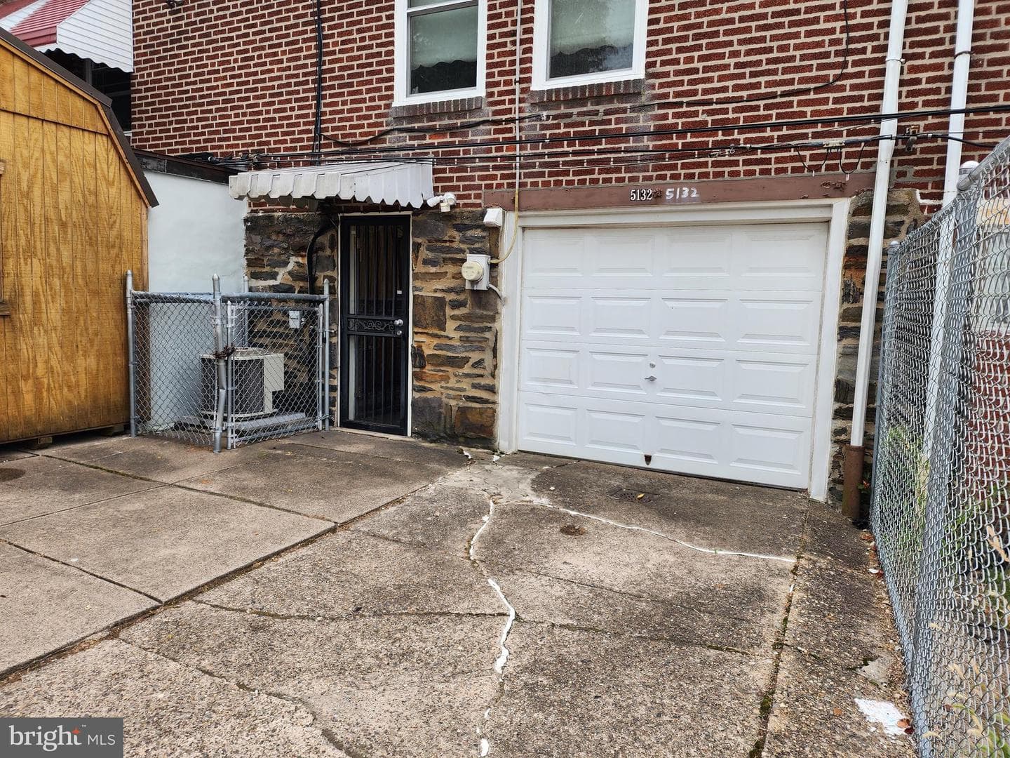5132 Walker Street photo 32