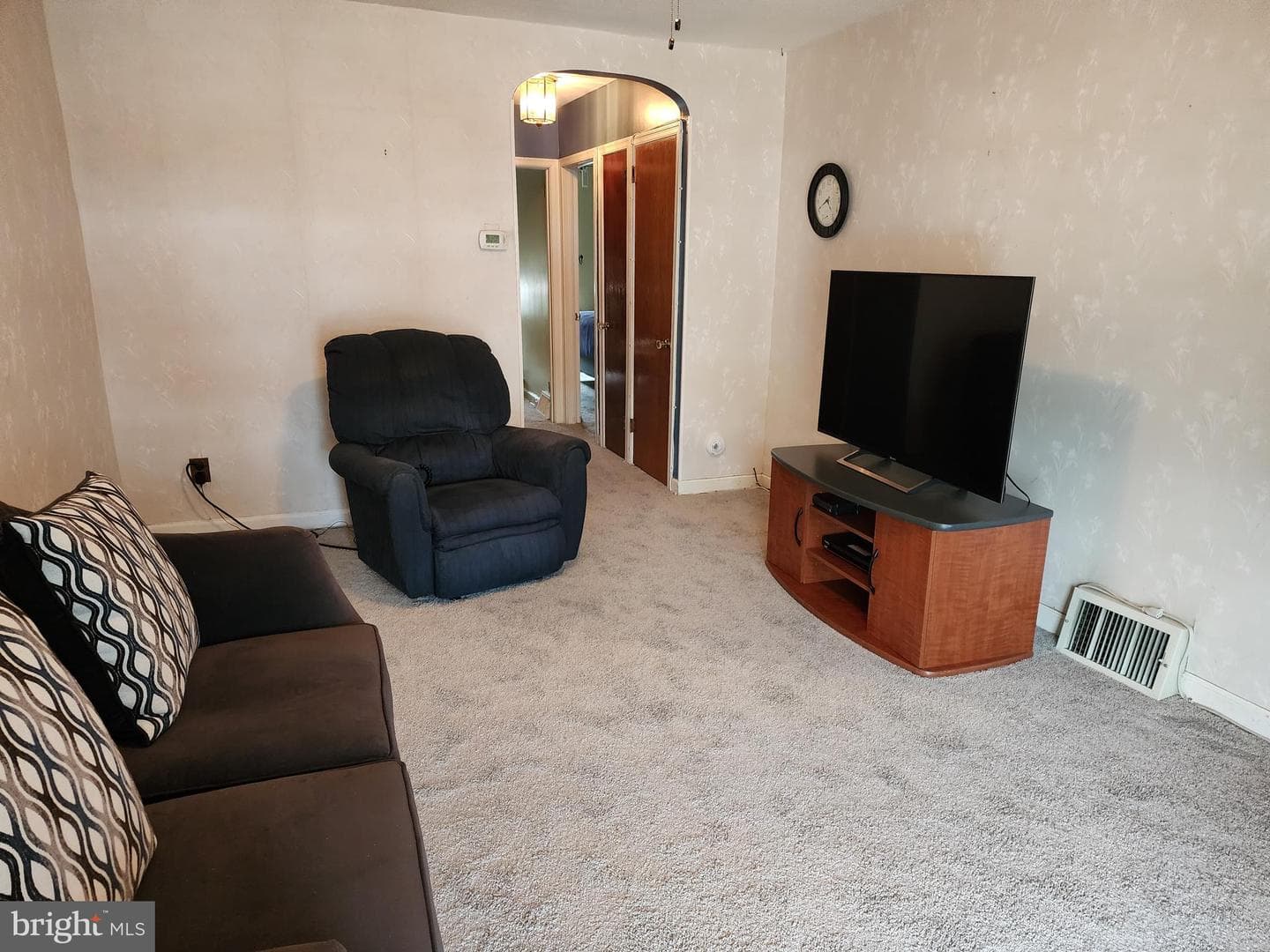 5132 Walker Street photo 9