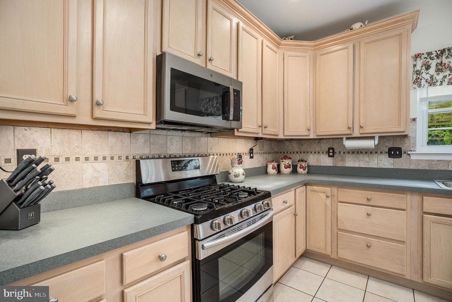 13027 Worthington Road photo 10