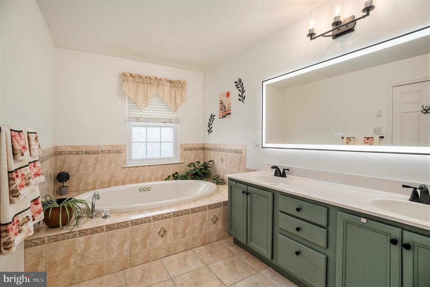 13027 Worthington Road photo 22
