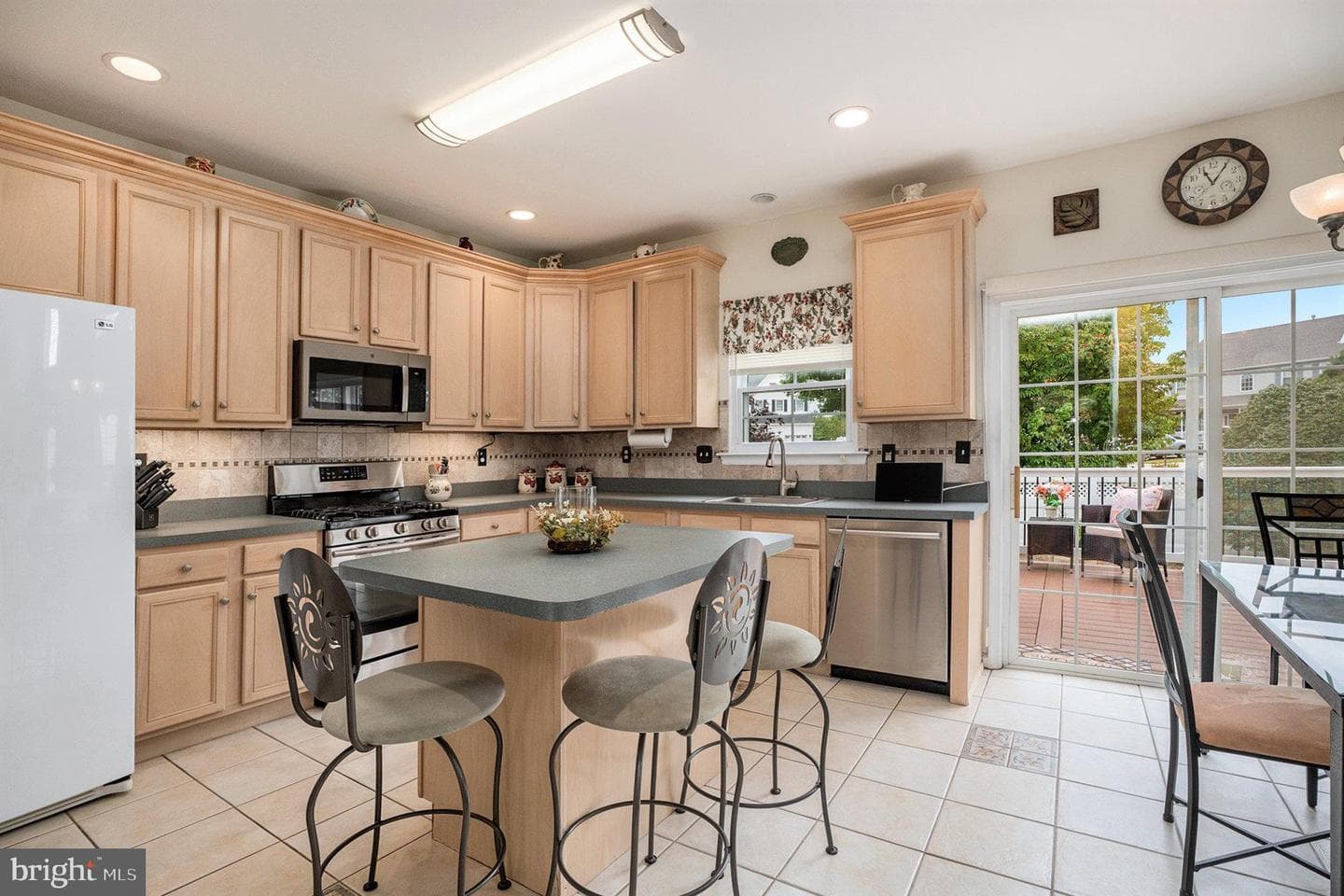 13027 Worthington Road photo 9
