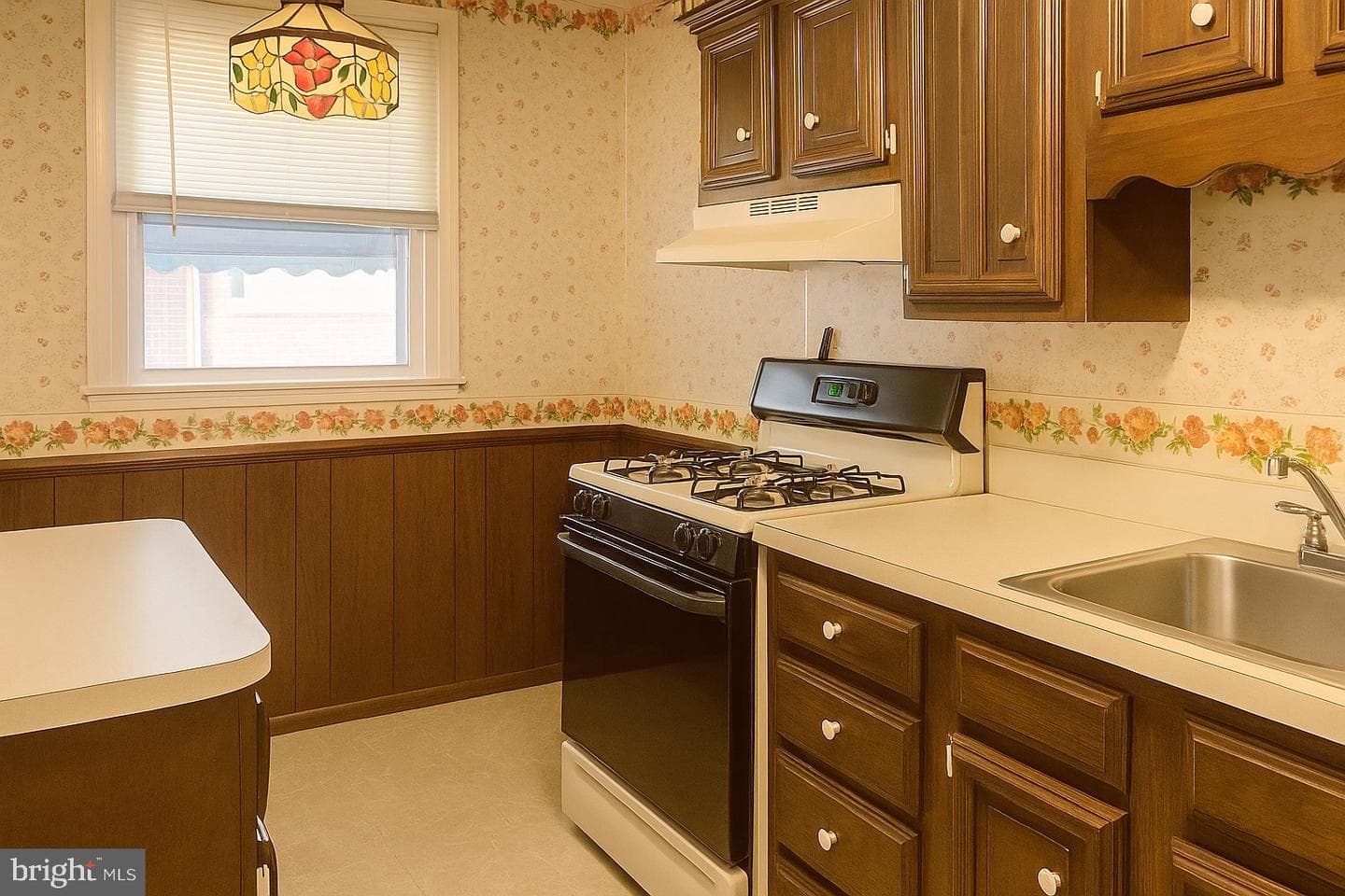 4230 Hellerman photo 5