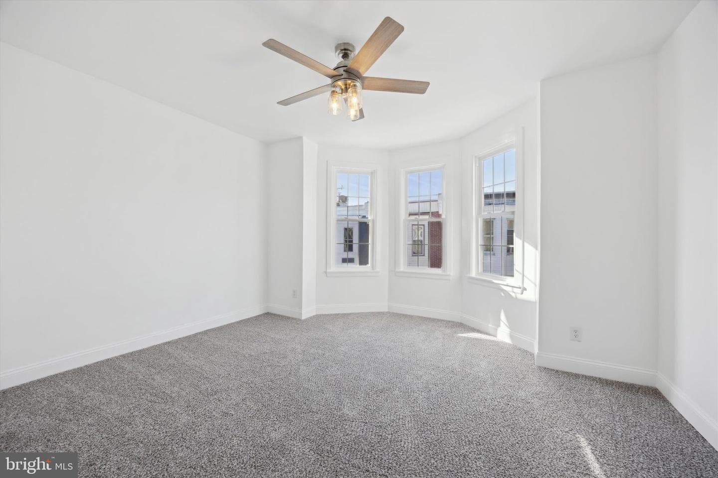 1829 S Alden Street photo 9