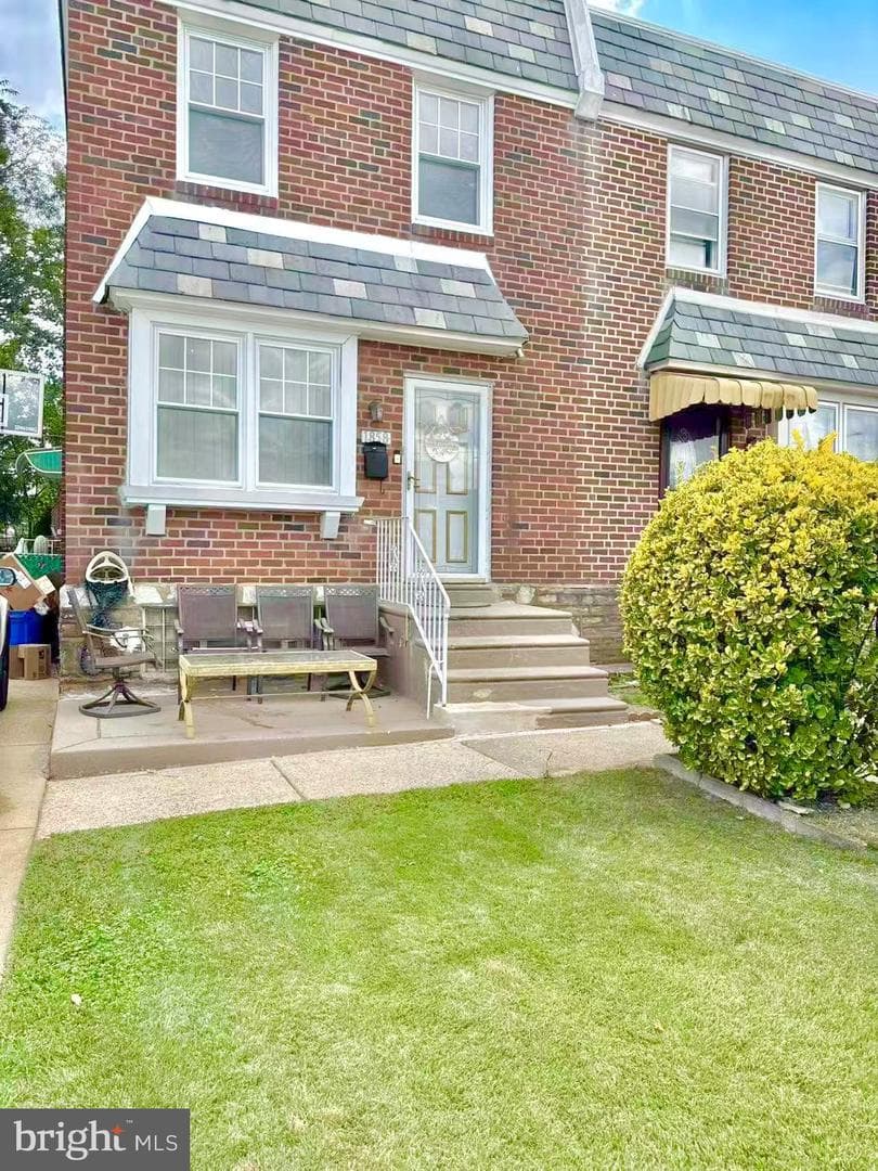 1858 Glendale Avenue, Philadelphia