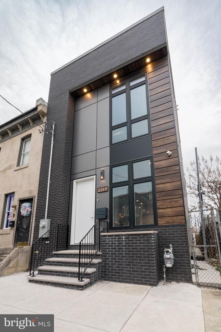2318 E Hazzard Street, Philadelphia