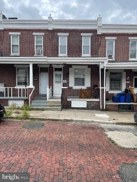 5337 Hedge Street photo 2