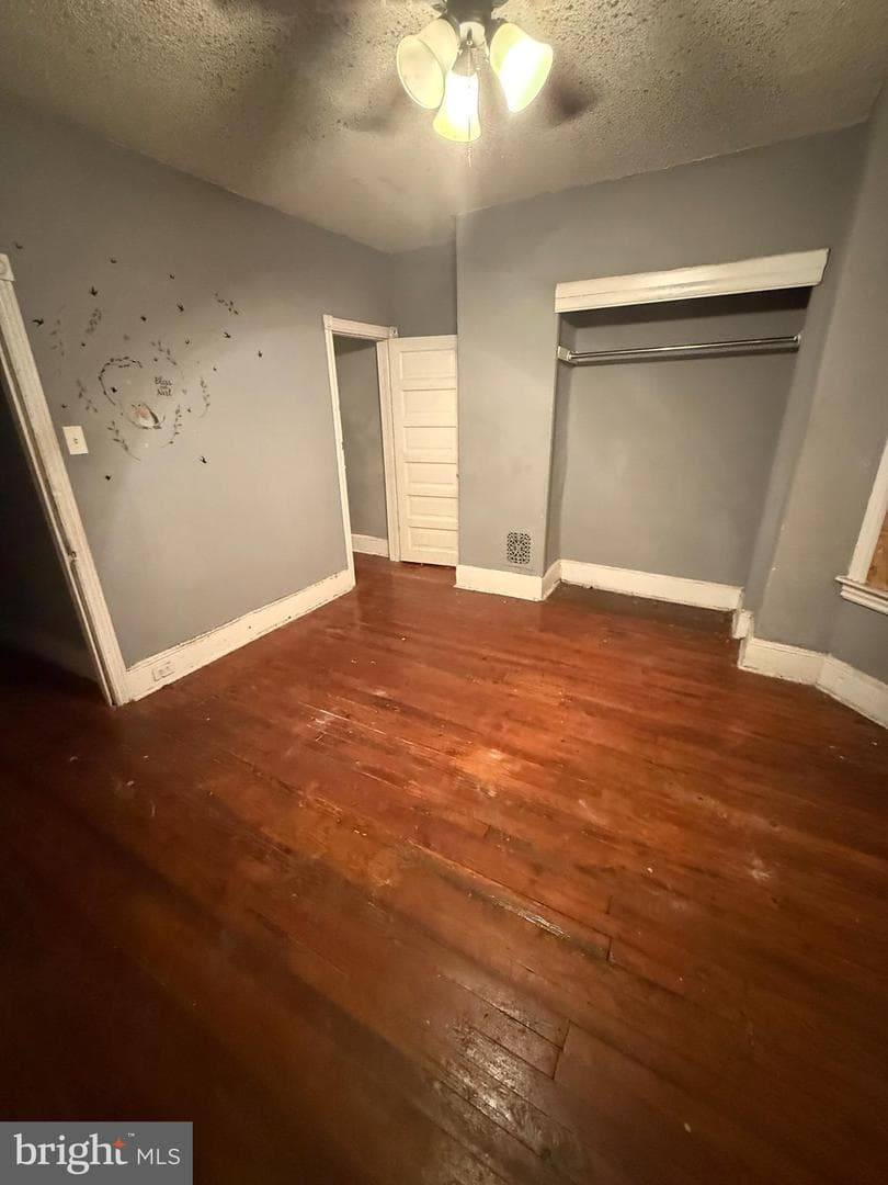 1412 N Hirst Street photo 6