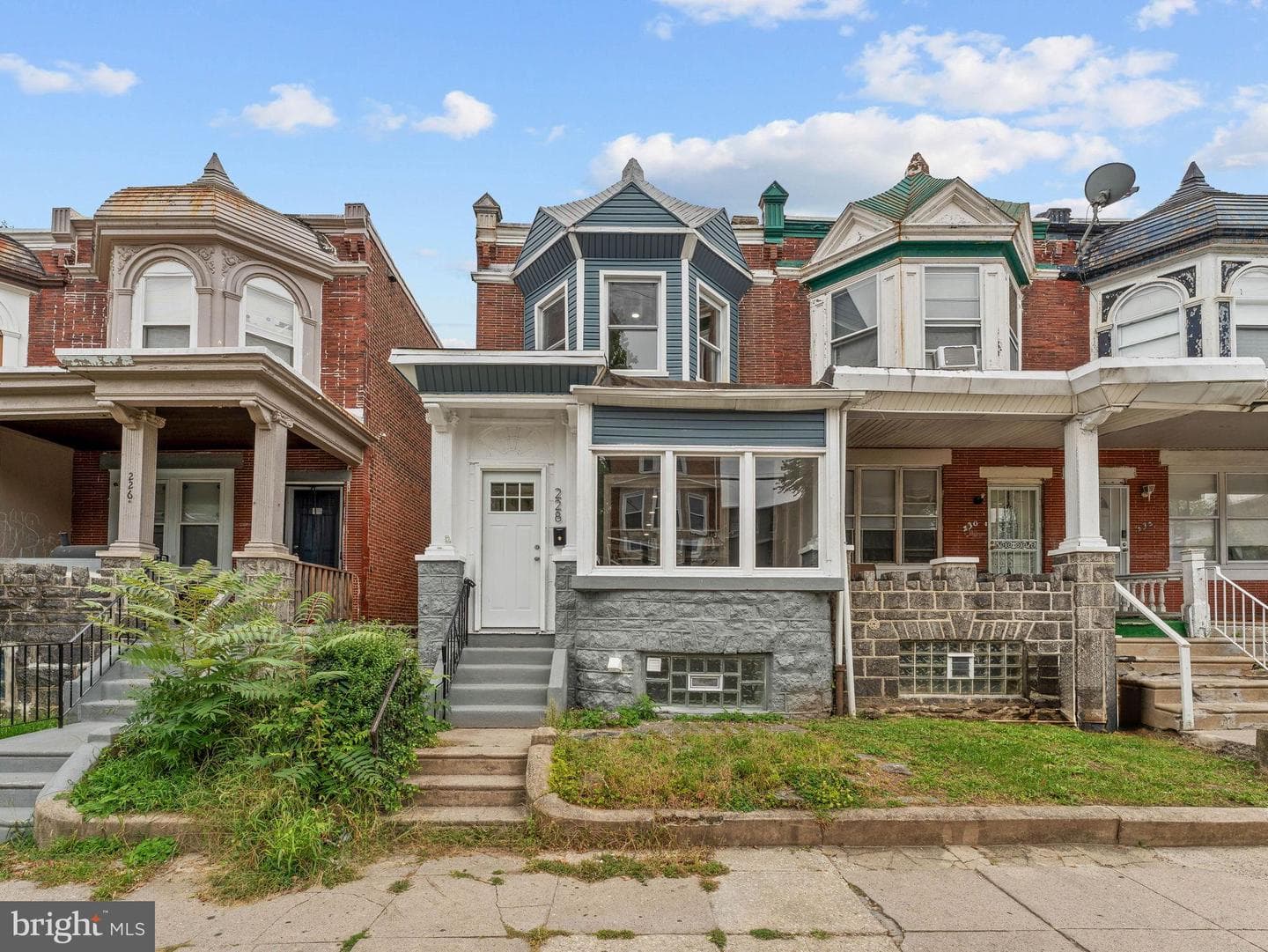 228 W Seymour Street photo 26