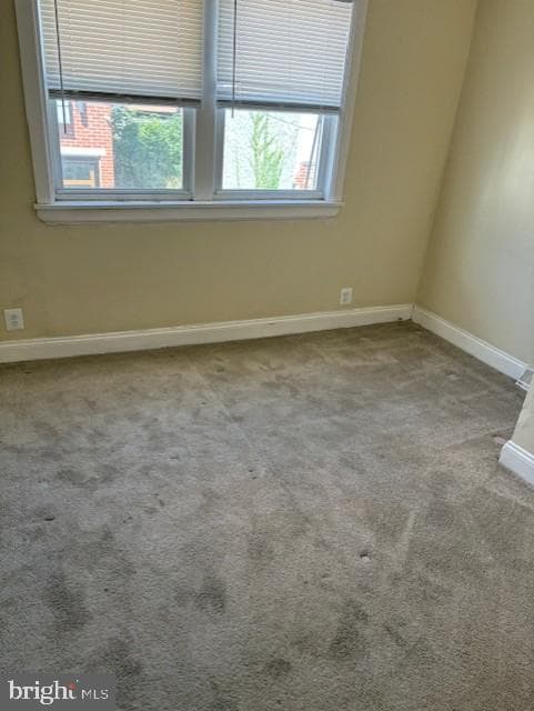638 Cantrell Street photo 2