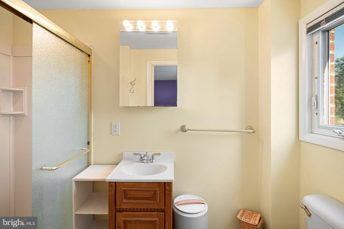 2633 Maxwell Street photo 17