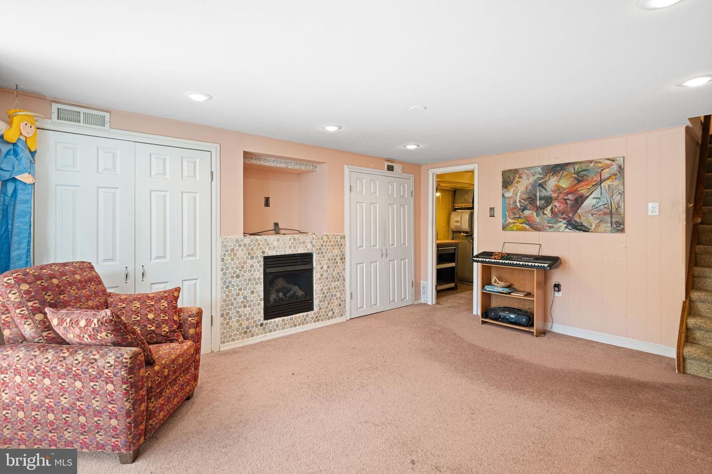 2633 Maxwell Street photo 24