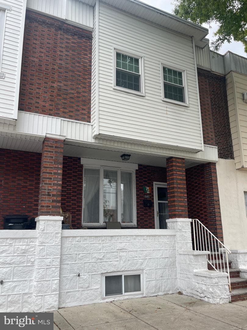 2411 S 4th Street photo 2