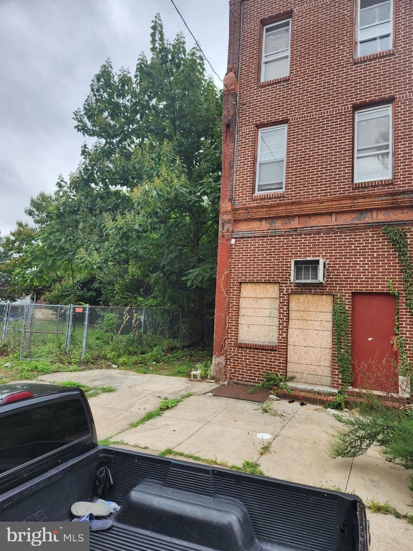 1823 N 31st Street photo 5