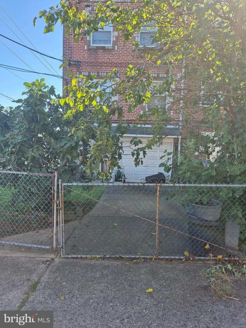2171 Disston Street photo 5