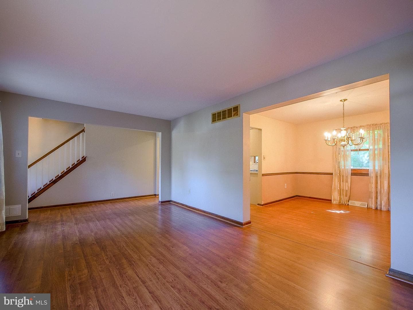 947 Caledonia Street photo 19