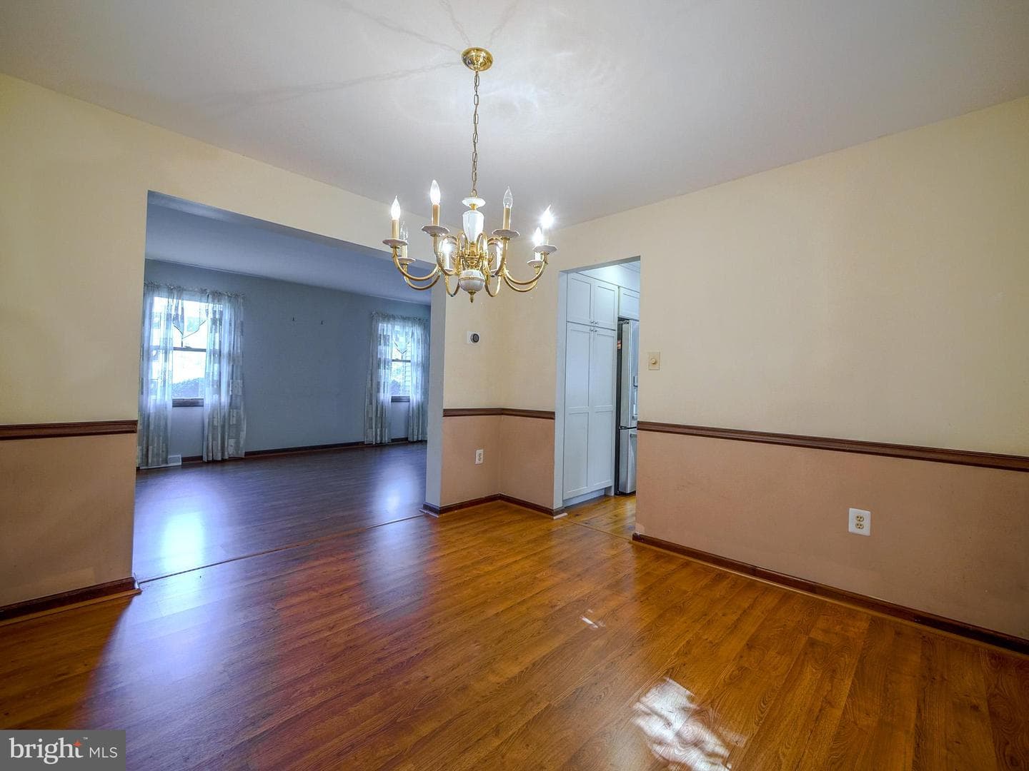 947 Caledonia Street photo 20