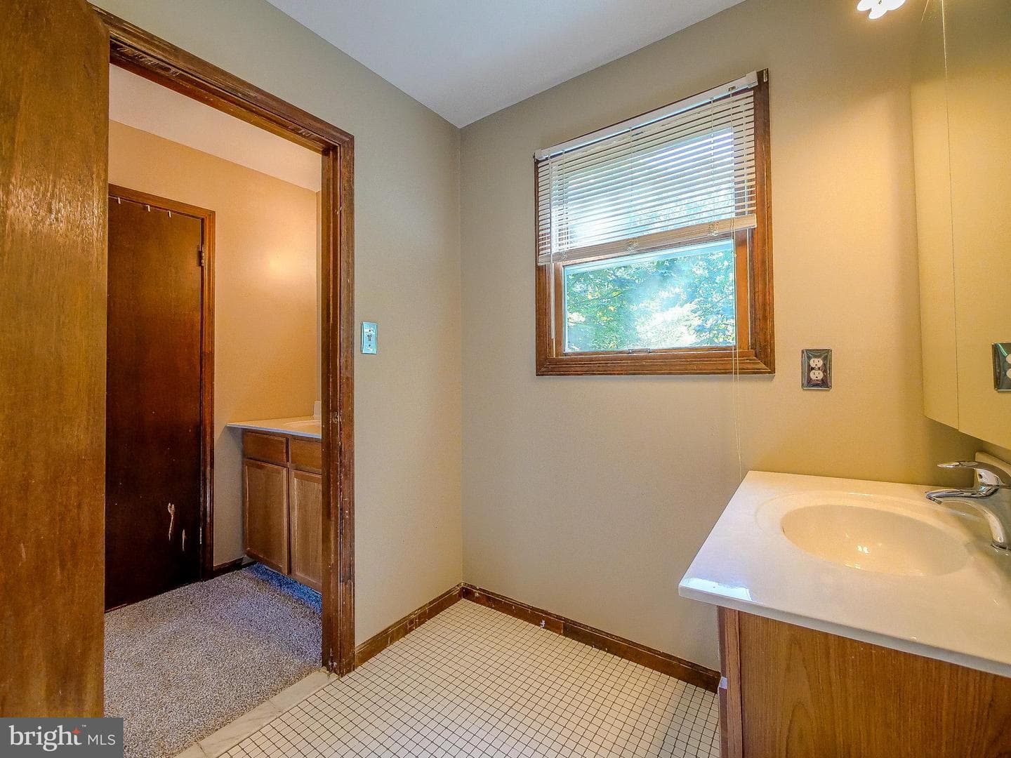 947 Caledonia Street photo 42