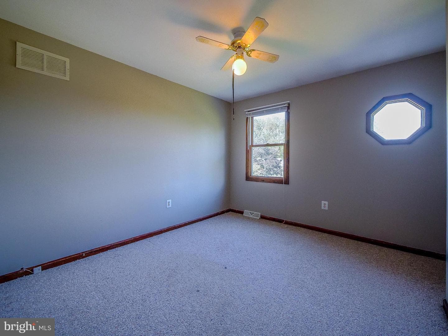 947 Caledonia Street photo 45