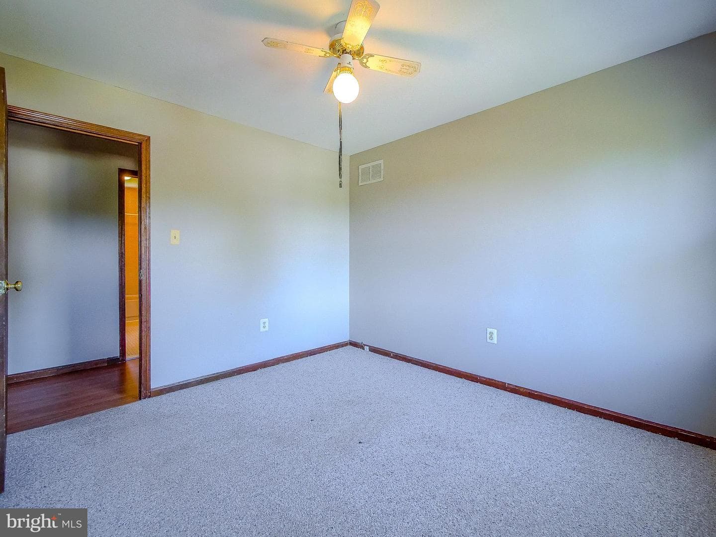 947 Caledonia Street photo 46