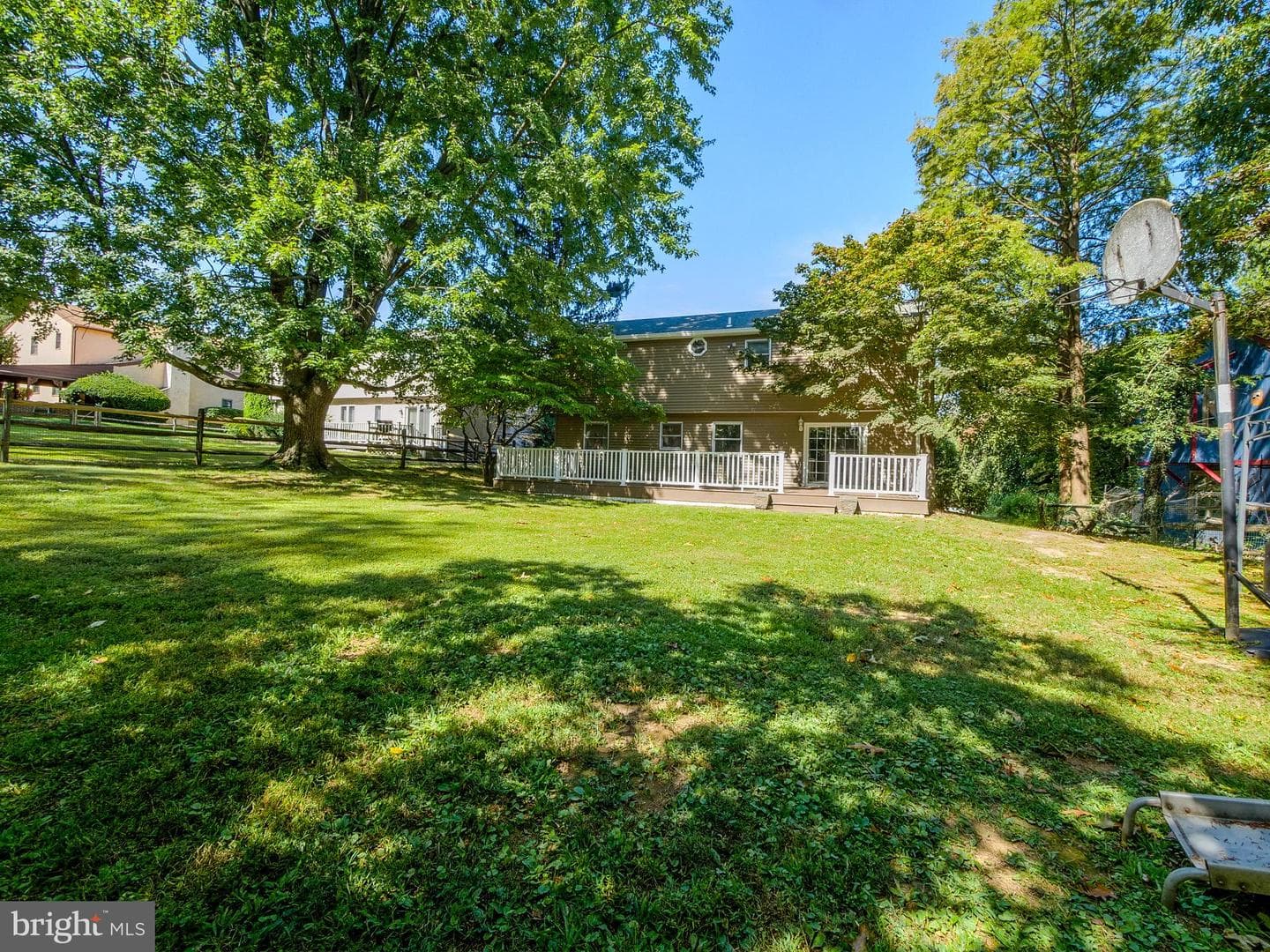 947 Caledonia Street photo 61