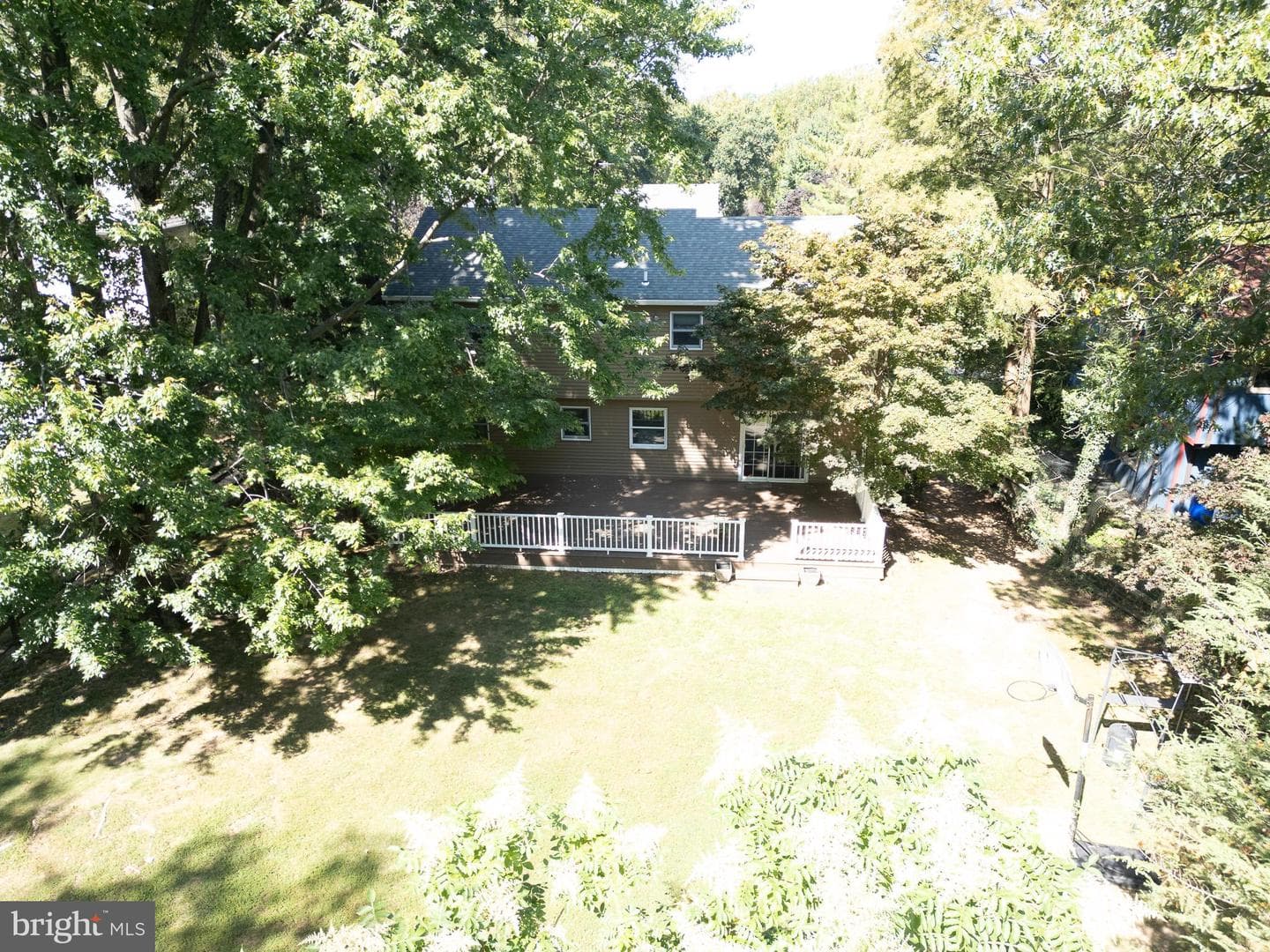 947 Caledonia Street photo 8