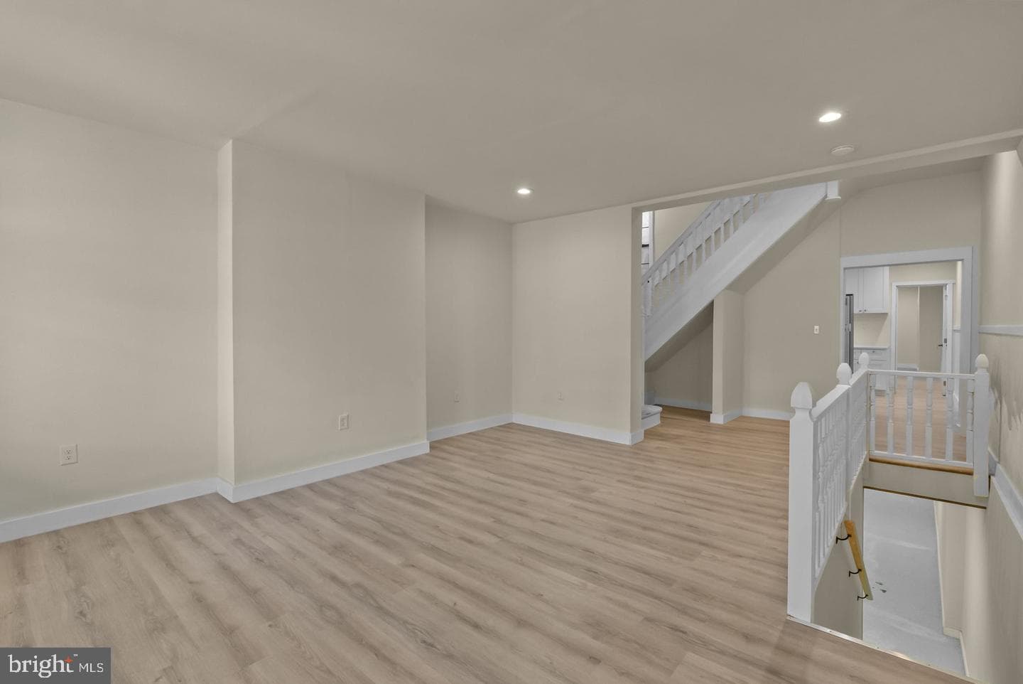 1508 W Tioga Street photo 10