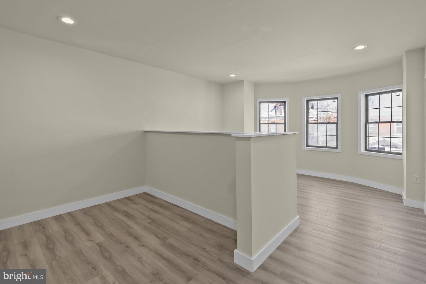 1508 W Tioga Street photo 26