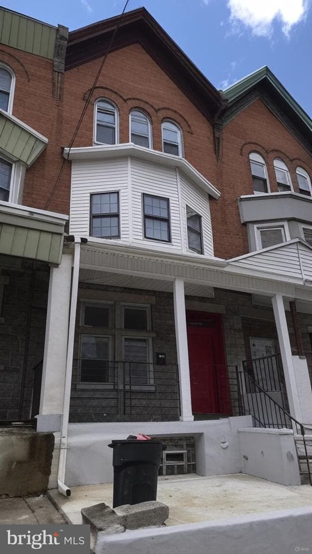 1508 W Tioga Street photo 3